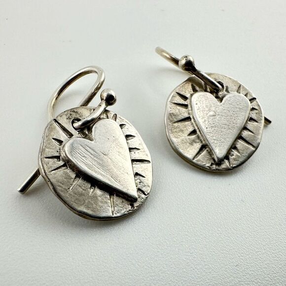 Sterling Silver CLP 925 Heart Dangle drop Earrings - Picture 1 of 5